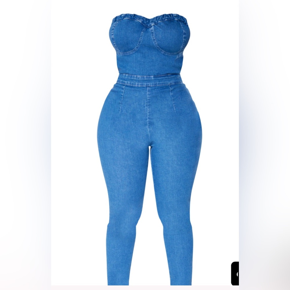 🌟NWT🌟STRAPLESS DENIM DARKWASH JUMPSUIT